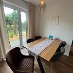 Mit Alpaka Blick באד גנדרסהיים